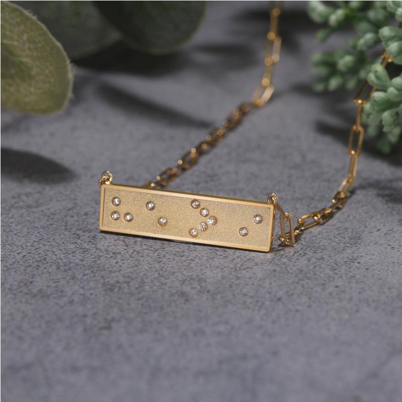 Touchstone HE > i Bar Necklace Gold
