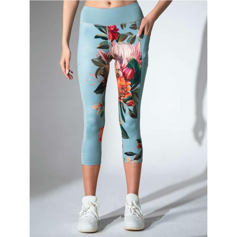 ELLE CAPRI | Performance Compression Leggings with Pockets