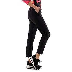 Stylish Women's Golf Pants - Fitted Design with Moisture-Wicking