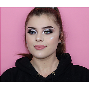 Certificate in Special Occasion Makeup - Online Course