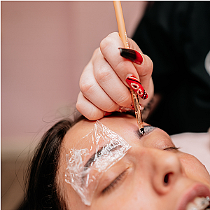Certificate in Eyebrow Lamination & Eyelash Lifting - Online Course Bundle